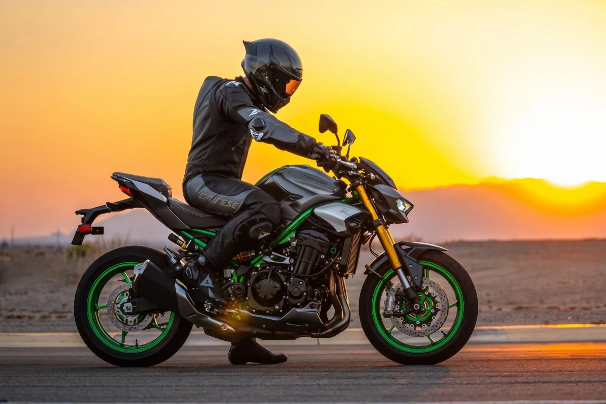 Kawasaki Z900 2026: Makin Canggih dan Makin Garang!