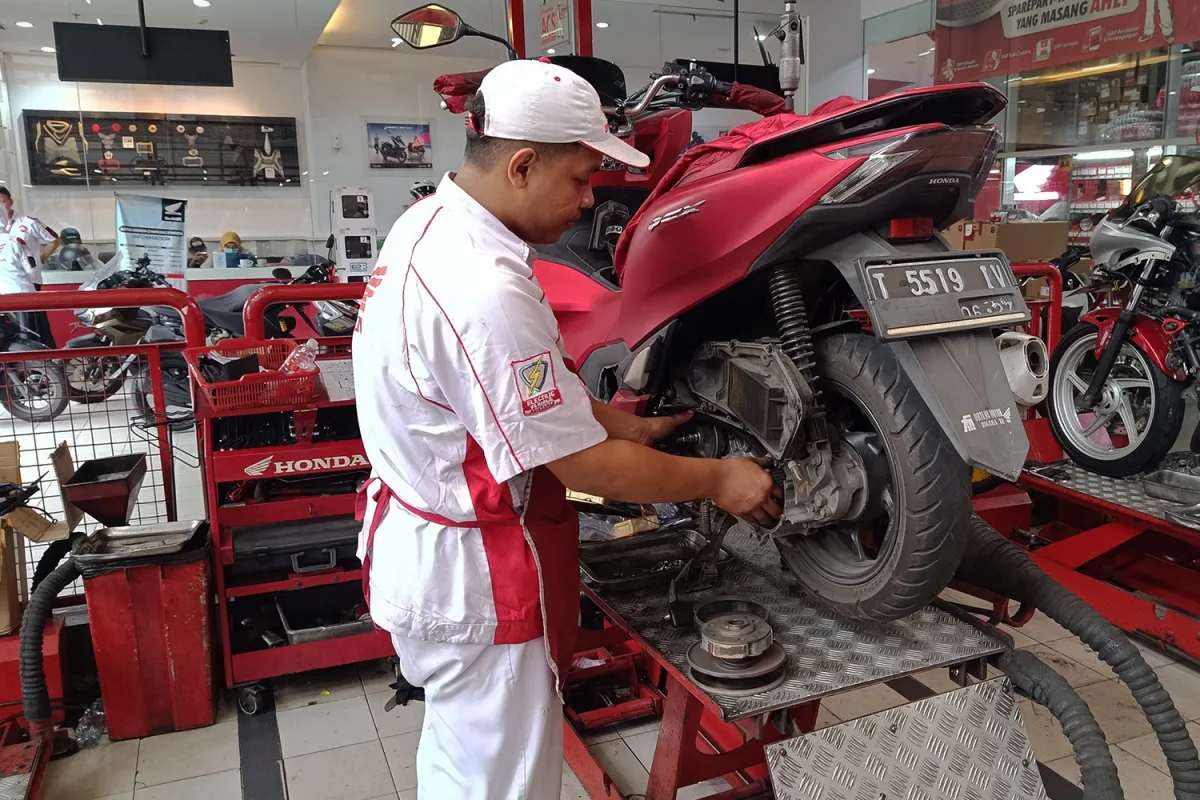 Promo GEBYAR Servis Honda: Diskon Jasa hingga Rp20 Ribu di AHASS Jakarta-Tangerang
