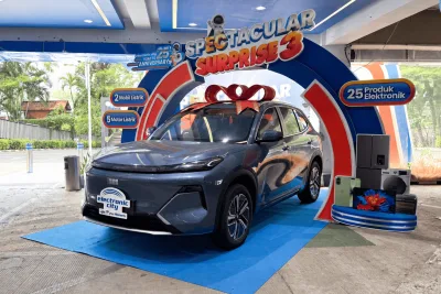 Beli Elektronik Bisa Bawa Pulang Mobil Listrik Geely!