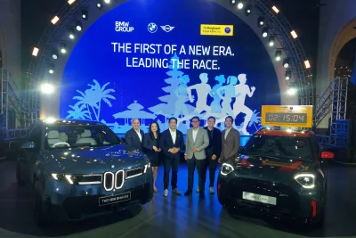 Keren! BMW iX3 dan MINI Aceman Jadi 'Mobil Pengawal' Maybank Marathon 2026 di Bali