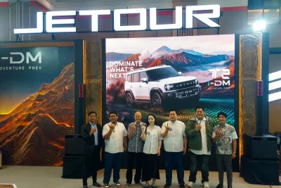 JETOUR T2 i-DM Sapa Bandung, SUV PHEV Gagah Rp696 Juta