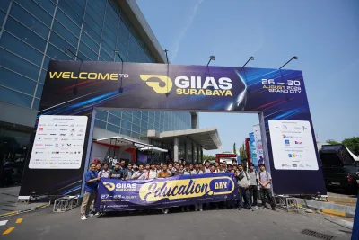 Edukasi Otomotif Ratusan Pelajar di GIIAS Surabaya 2026