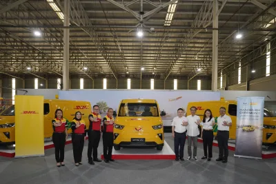 DHL Express Gunakan 30 Unit Wuling Mitra EV