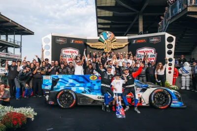 BMW M Hybrid V8 Cetak Sejarah Baru: Raih Kemenangan Perdana di IMSA!