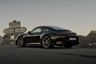 Porsche 911 GT3 Bergsport Meluncur: Edisi Spesial Pengejar Gunung!
