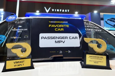 VinFast VF MPV 7 Sabet Gelar MPV Favorit di GIIAS Bandung