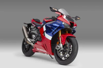 Honda CBR1000RR-R Fireblade: Spesifikasi dan Harga Resmi