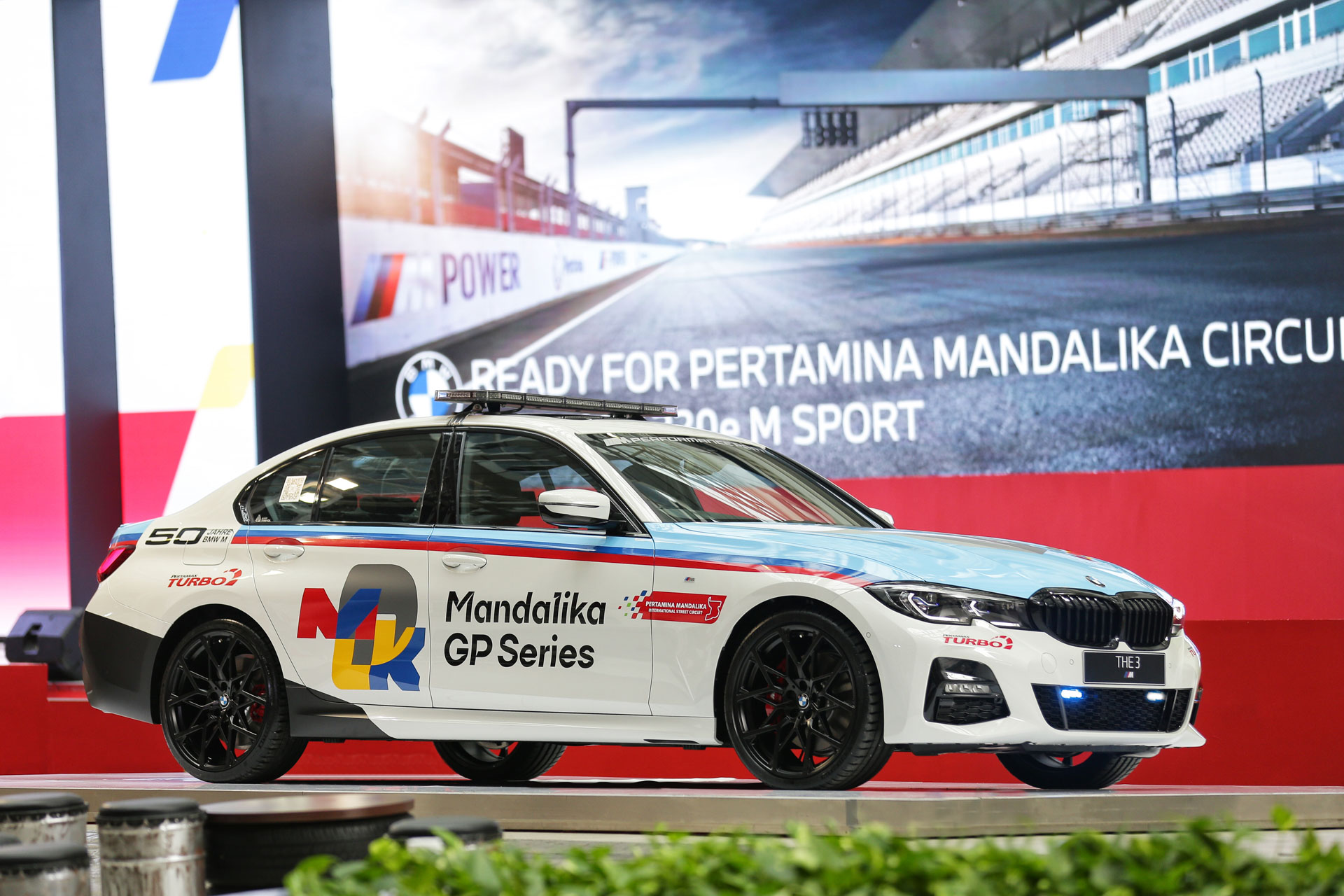 BMW Indonesia Resmi Jadi Official Mobility Partner MotoGP Mandalika 2022