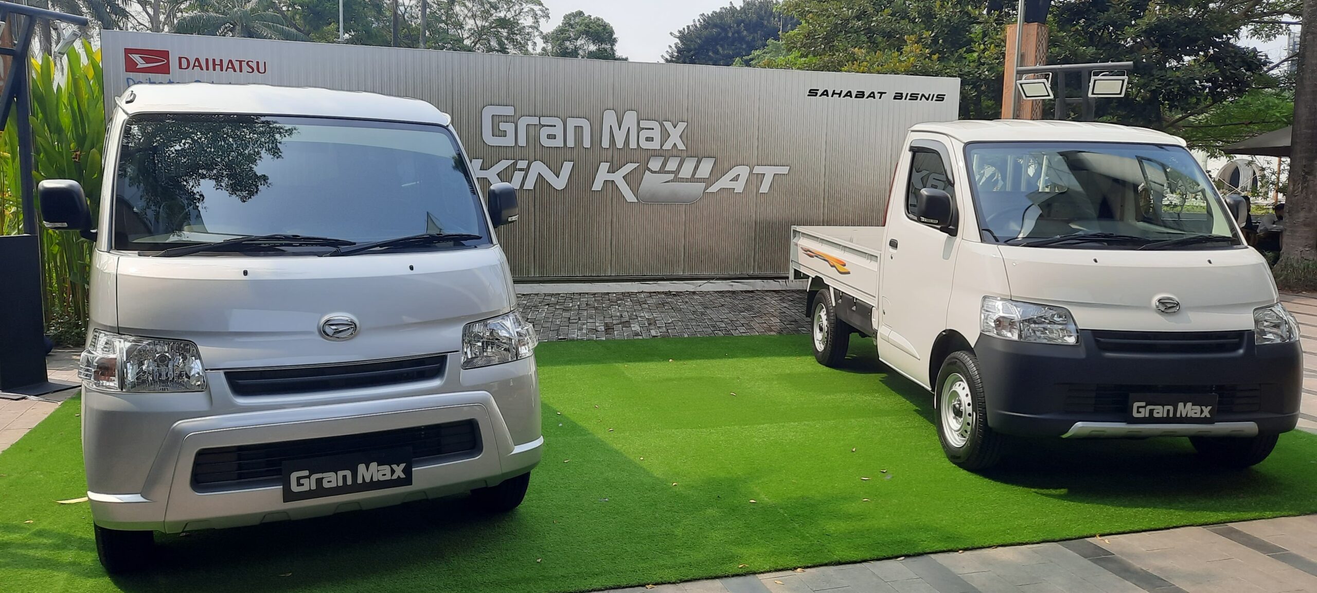 Daihatsu Luncurkan GranMax Bermesin Baru dengan Gaya Lama