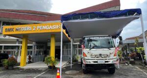 CSR 1 unit truk Hino Ranger untuk SMKN 2 Pengasih Kulonprogo (E)