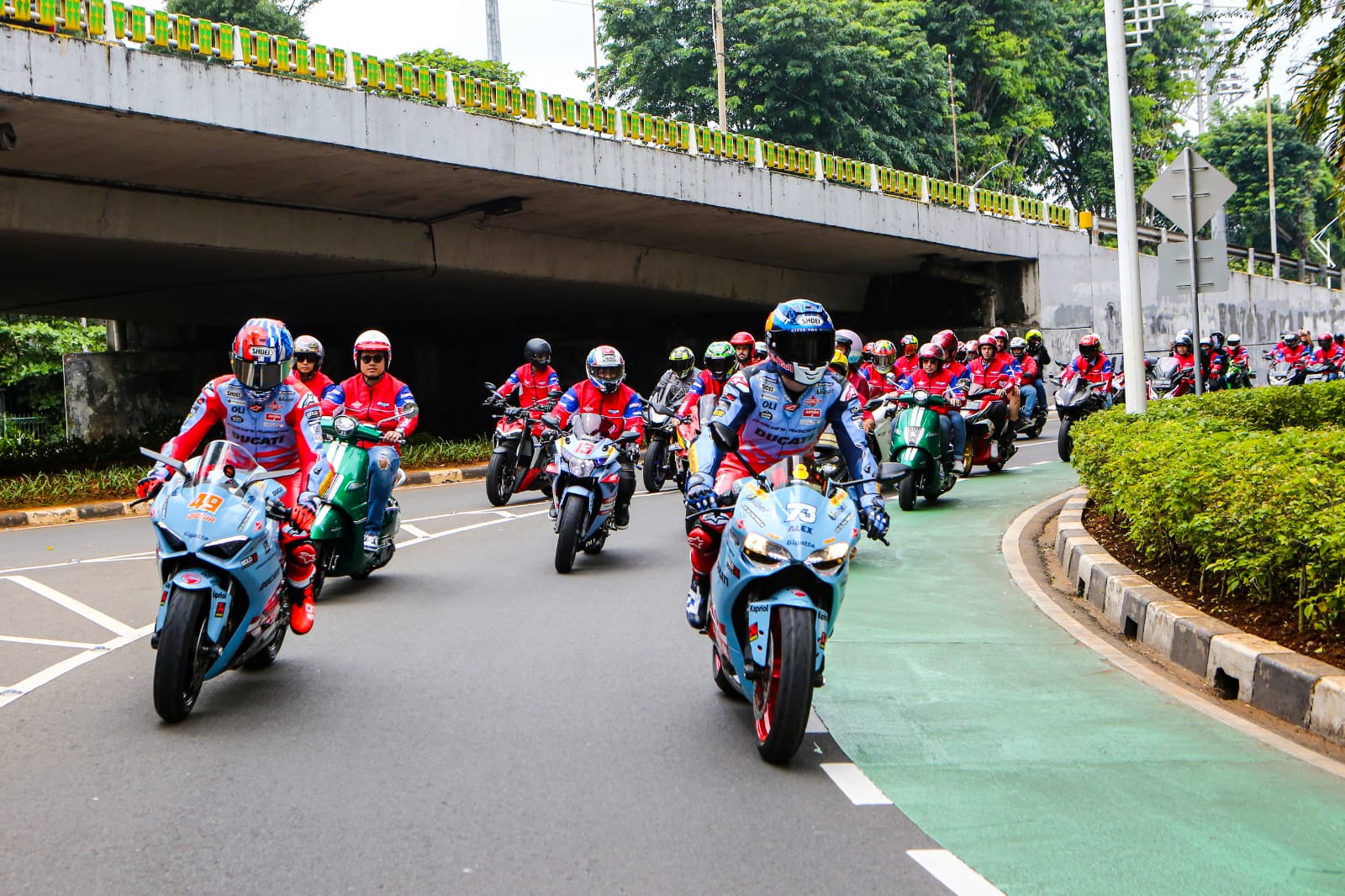 Tim Gresini Racing MotoGP Adakan Jumpa Fans dan Riding Keliling Jakarta