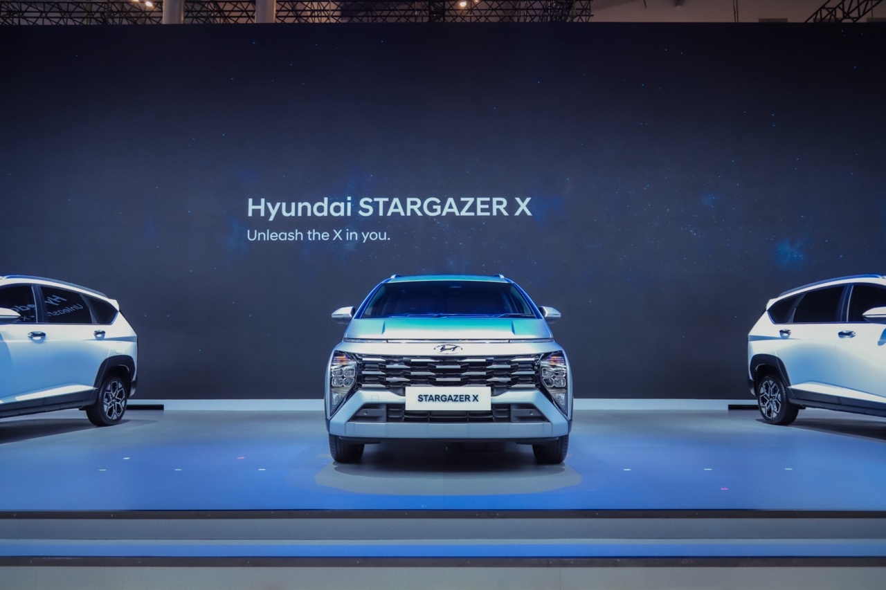 Hyundai Luncurkan Stargazer X, Siap Bersaing di Segmen MPV Crossover